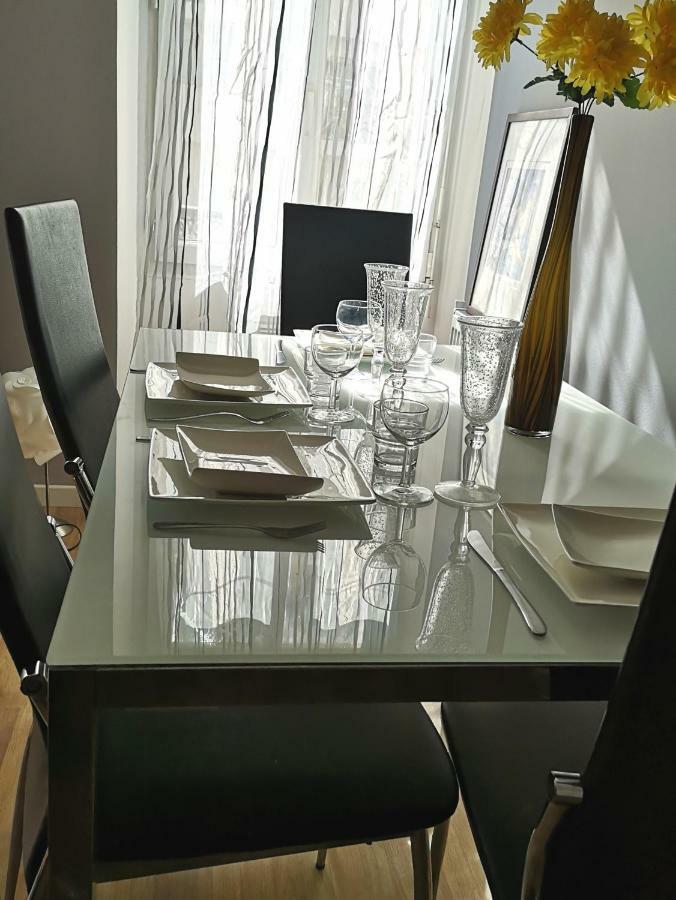 Beachside Appartement In Center Of Cannes Bagian luar foto